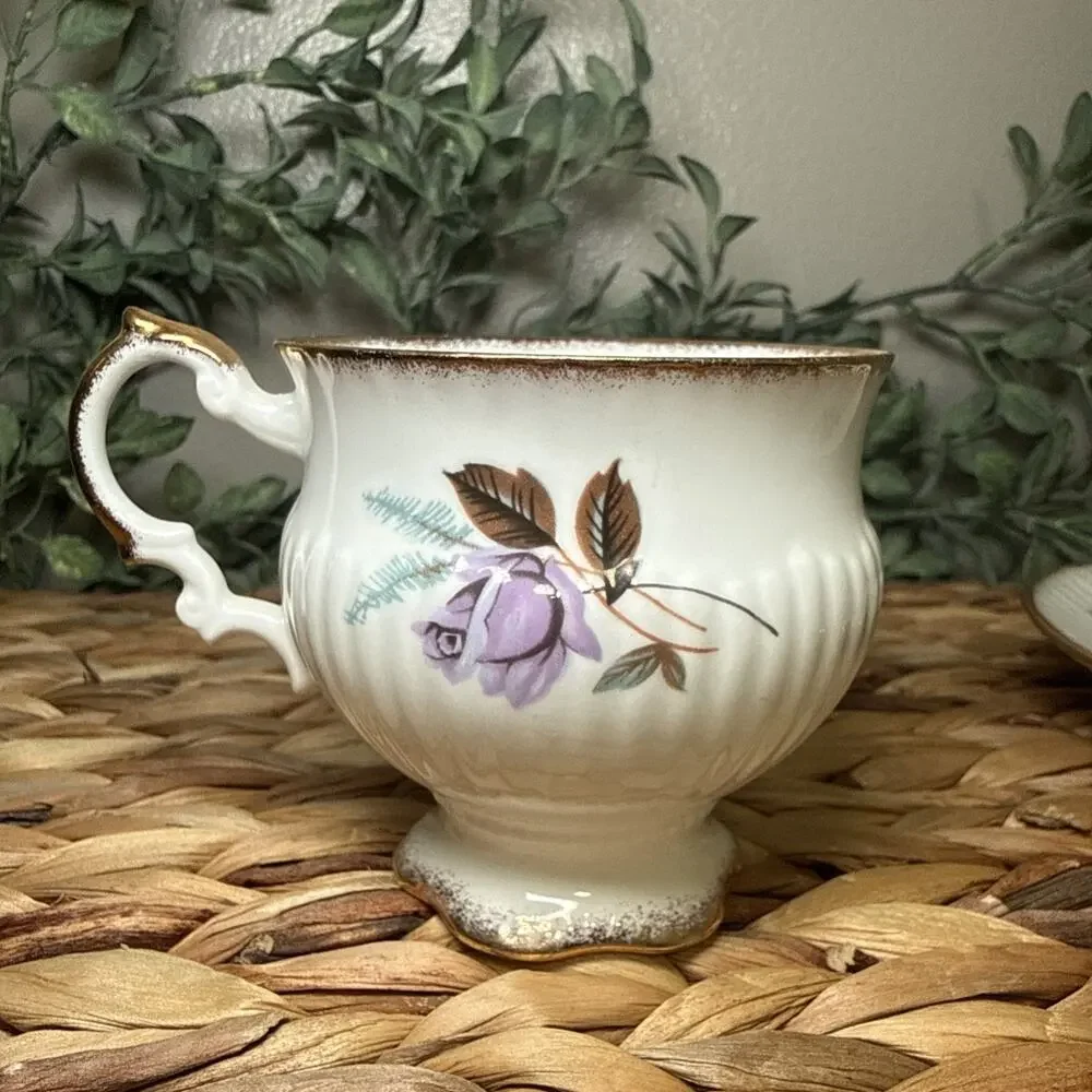 Elizabethan Bone China England Purple Rose Ivory Teacup Saucer Gold Gilt Vintage